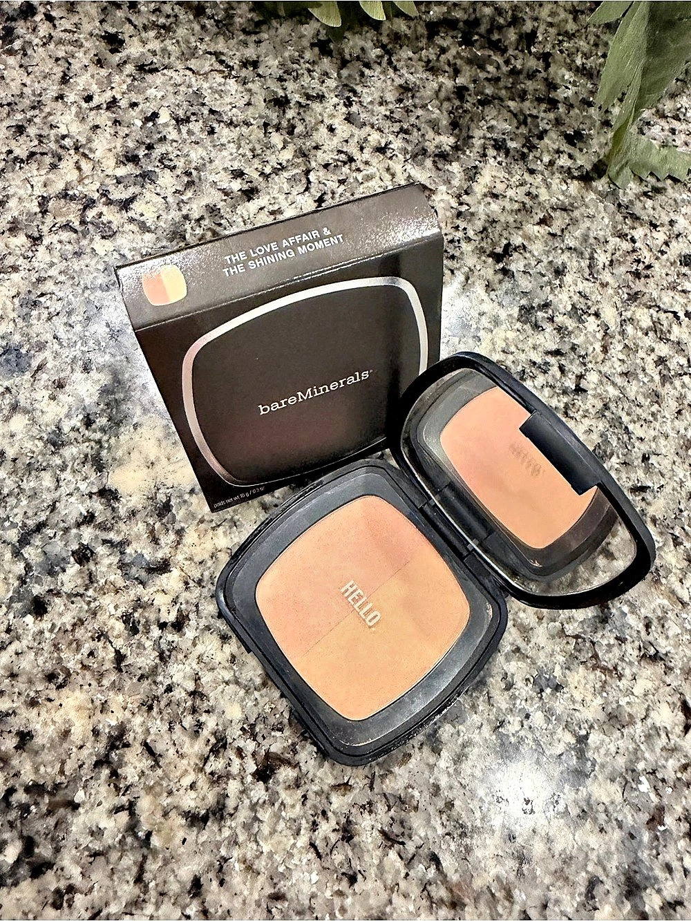 bareMinerals READY Luminizer Duo